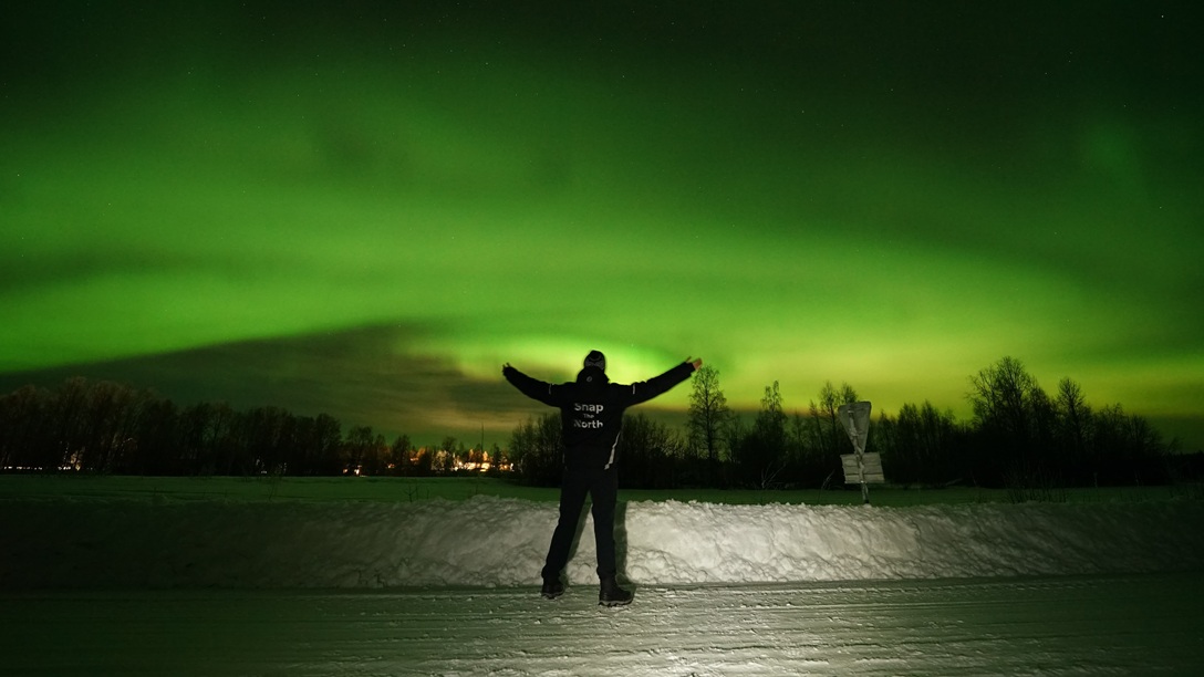 Snap the North